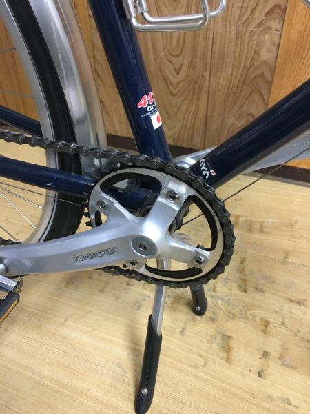 普段使いのクロスバイクに汎用チェーンガードを装着 Minimumcyclist